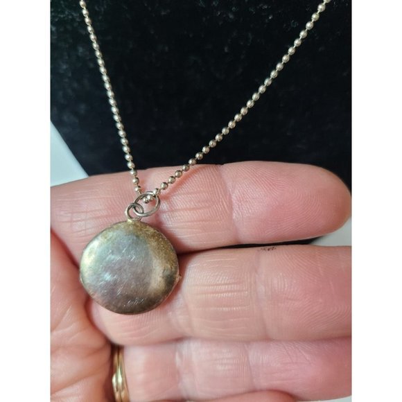 Vintage Genuine Sterling Silver Enameled Round Floral Locket Pendant Necklace - Picture 5 of 10